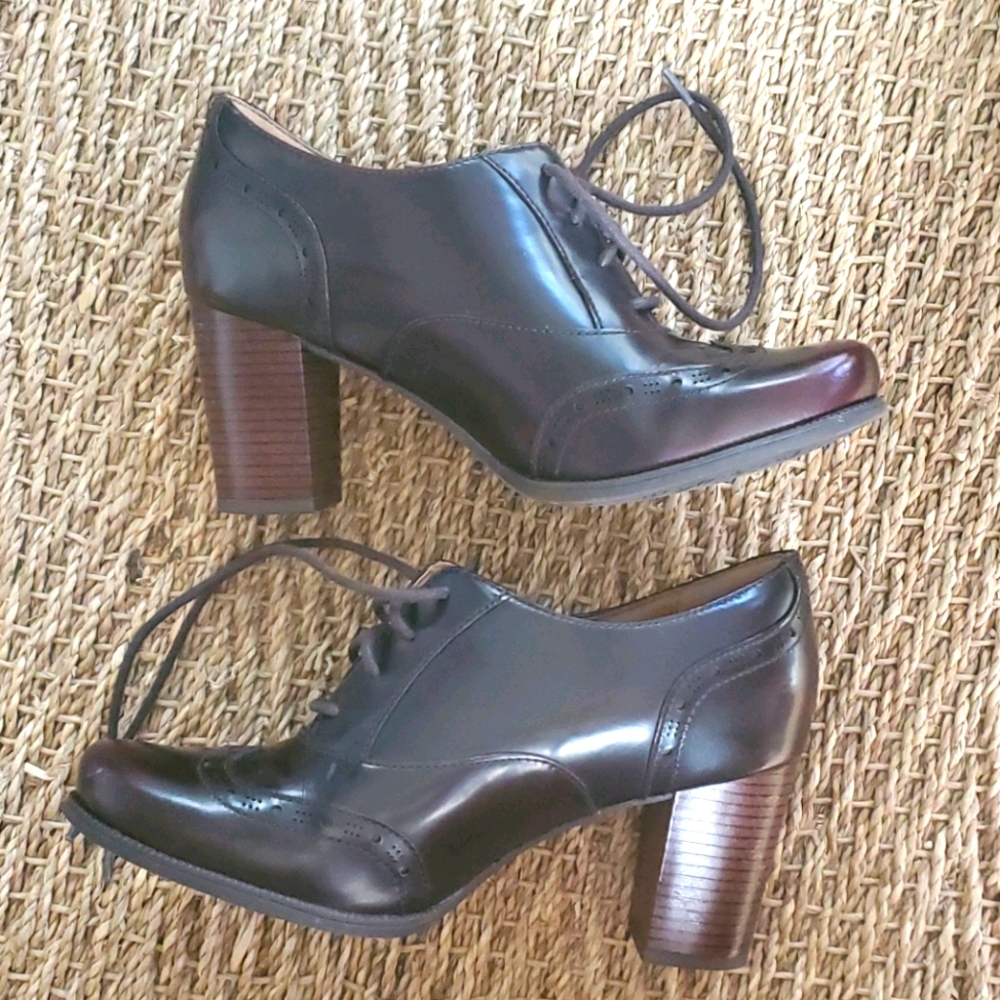 Clarks artisan size 7.5